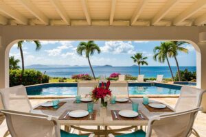 Beach Dreams Villa: Poolside Dining